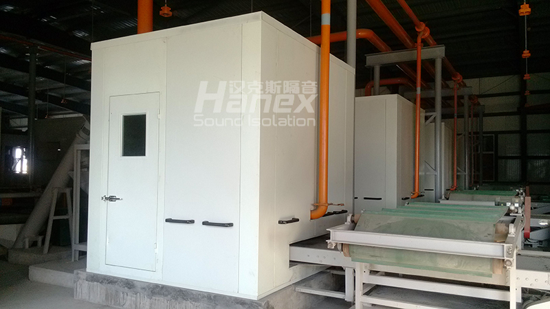 破碎機(jī)噪音大怎么解決？推薦安裝破碎機(jī)隔音罩